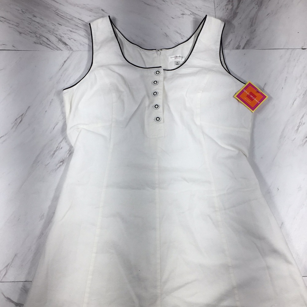 ⭐️ NWT 16 ISAAC MIZRAHI WHITE CASUAL DRESS